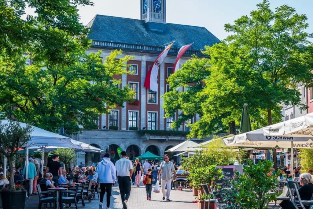 3 Og Direkt An Der Laga 2026 - Gemuetliche Stadtwohnung Am Neusser Markt! 외부 사진